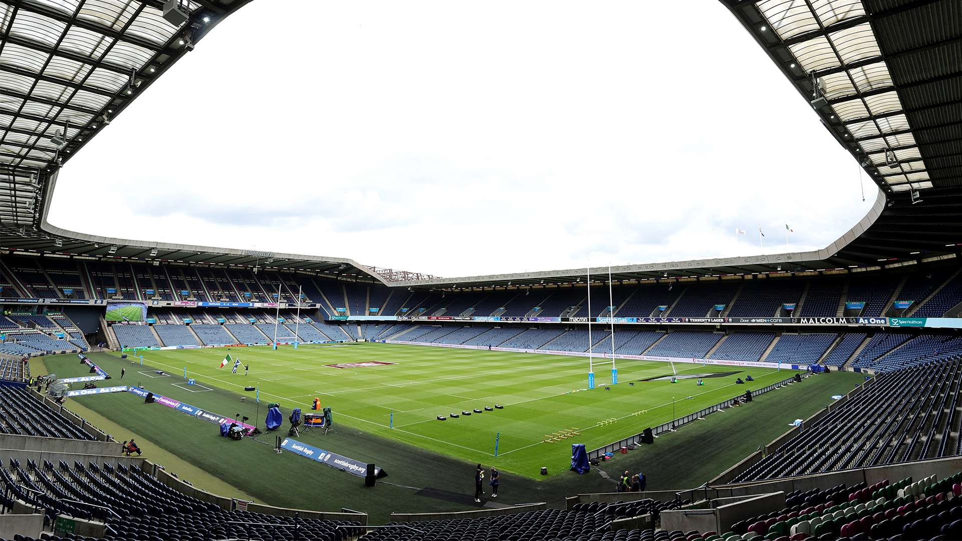 于根伟荣膺2023中国金帅奖 本土教练展现执教实力